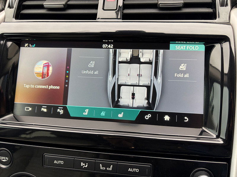 Land Rover DISCOVERY 3.0 TD V6 HSE Luxury SUV 5dr Diesel Auto 4WD Euro 6 (s/s) (258 ps) 5dr Automatic 2026