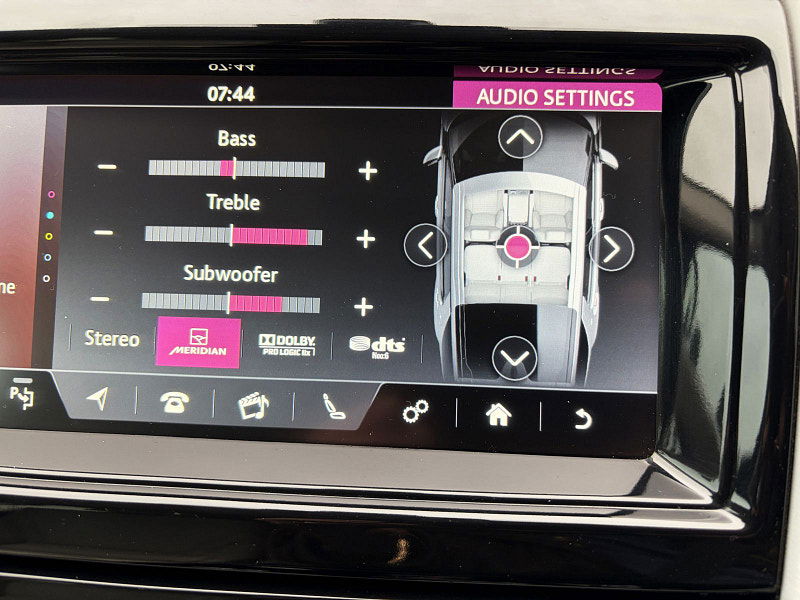 Land Rover DISCOVERY 3.0 TD V6 HSE Luxury SUV 5dr Diesel Auto 4WD Euro 6 (s/s) (258 ps) 5dr Automatic 2026