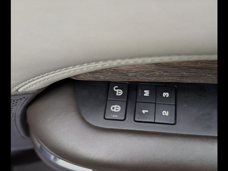 Land Rover DISCOVERY 3.0 TD V6 HSE Luxury SUV 5dr Diesel Auto 4WD Euro 6 (s/s) (258 ps) 5dr Automatic 2026