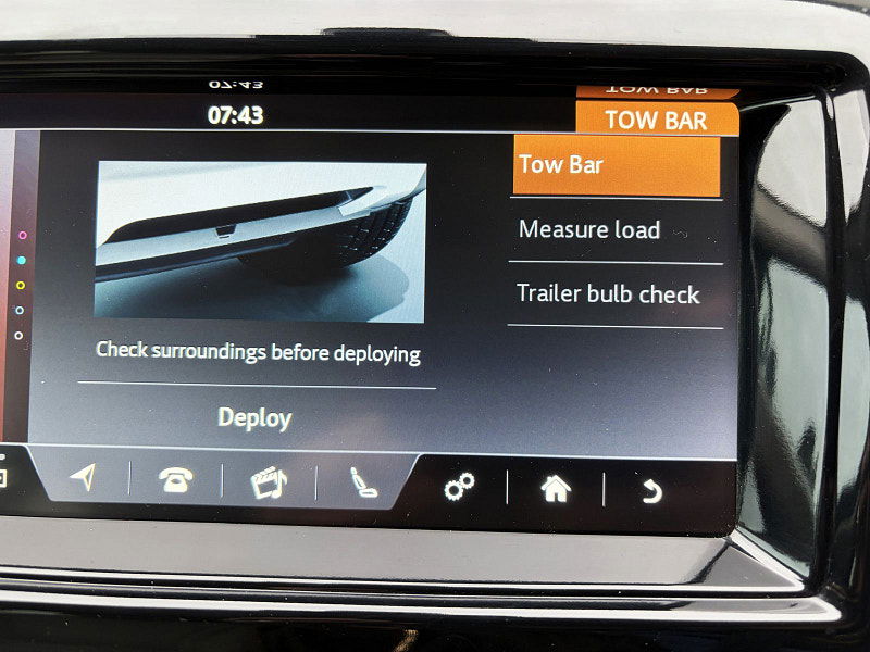 Land Rover DISCOVERY 3.0 TD V6 HSE Luxury SUV 5dr Diesel Auto 4WD Euro 6 (s/s) (258 ps) 5dr Automatic 2026