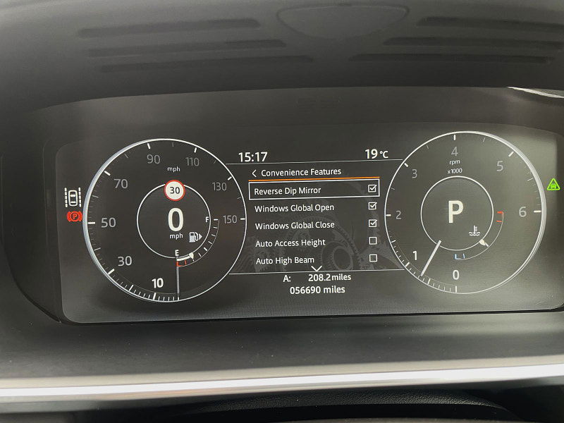 Land Rover Range Rover Sport 3.0 SD V6 Autobiography Dynamic SUV 5dr Diesel Auto 4WD Euro 6 (s/s) (306 ps) 5dr Automatic 2025