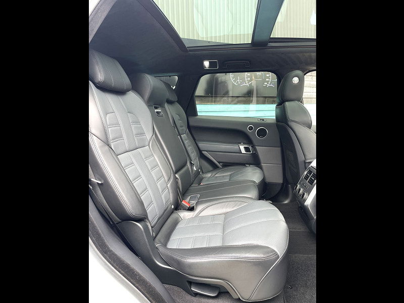 Land Rover Range Rover Sport 3.0 SD V6 Autobiography Dynamic SUV 5dr Diesel Auto 4WD Euro 6 (s/s) (306 ps) 5dr Automatic 2025
