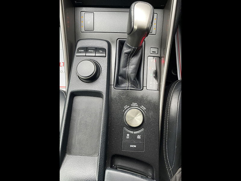 Lexus IS 2.5 300h Executive Edition Saloon 4dr Petrol Hybrid E-CVT Euro 6 (s/s) (223 ps) 4dr Automatic 2025