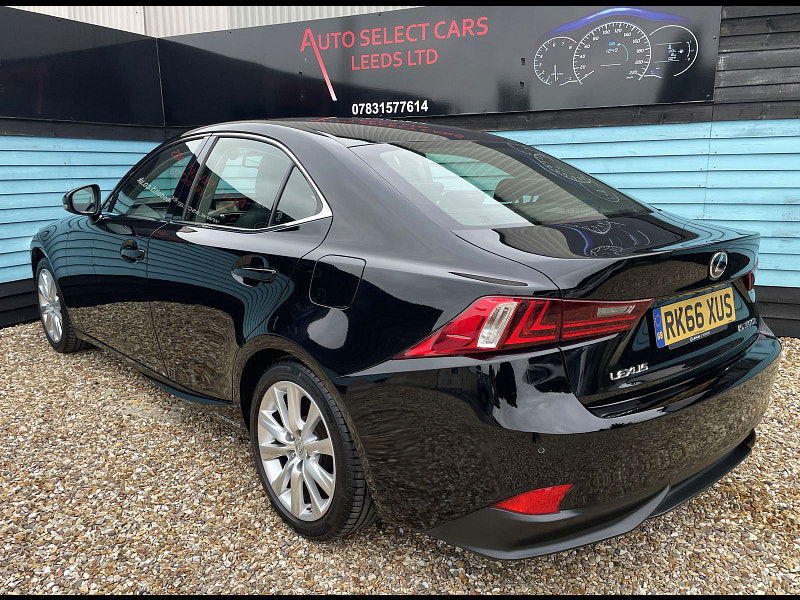 Lexus IS 2.5 300h Executive Edition Saloon 4dr Petrol Hybrid E-CVT Euro 6 (s/s) (223 ps) 4dr Automatic 2025