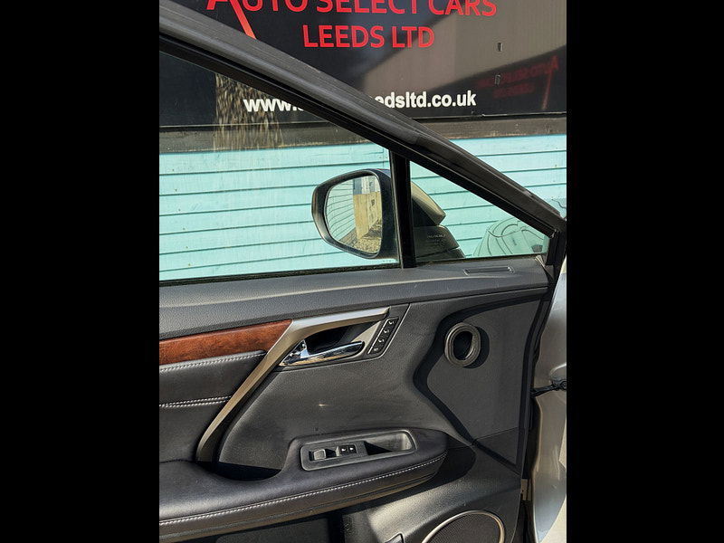 Lexus RX 3.5 450h V6 Takumi SUV 5dr Petrol Hybrid E-CVT 4WD Euro 6 (s/s) (313 ps) 5dr Automatic 2026