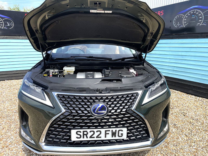 Lexus RX 3.5 450h V6 Takumi SUV 5dr Petrol Hybrid E-CVT 4WD Euro 6 (s/s) (313 ps) 5dr Automatic 2025