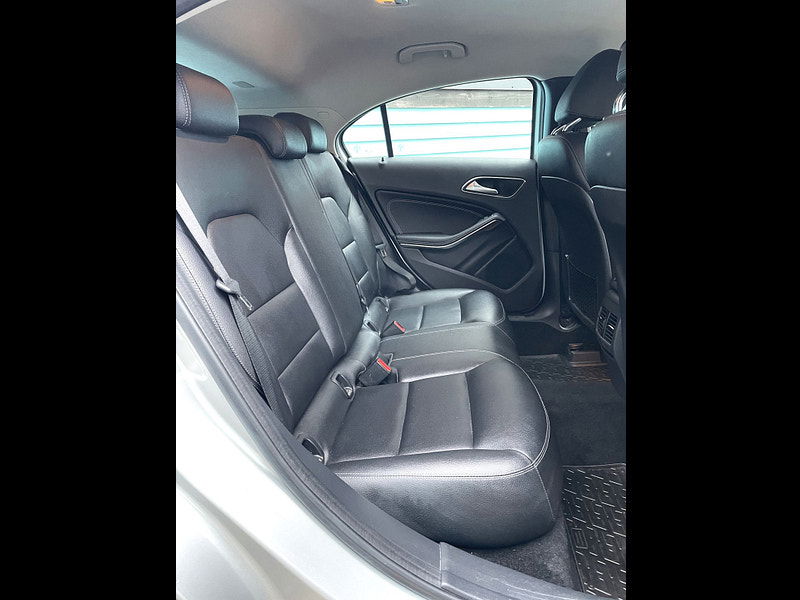 Mercedes-Benz A Class 1.5 A180d Sport Hatchback 5dr Diesel Manual Euro 6 (s/s) (109 ps) 5dr Manual 2025