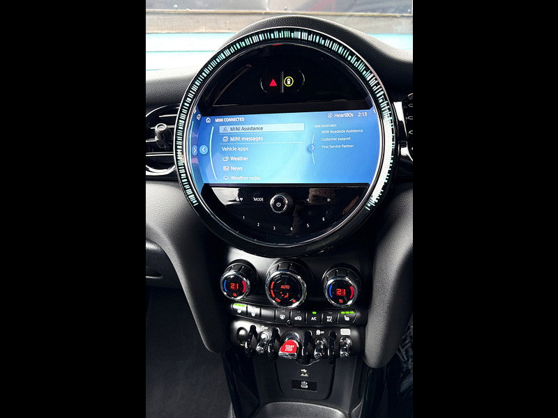 MINI Hatch 1.5 Cooper Sport Hatchback 5dr Petrol Steptronic Euro 6 (s/s) (136 ps) 5dr Automatic 2026