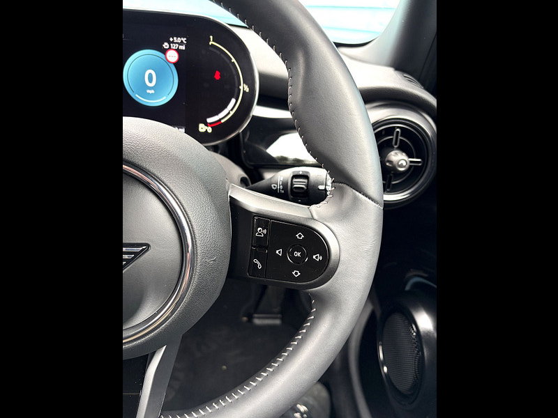 MINI Hatch 1.5 Cooper Sport Hatchback 5dr Petrol Steptronic Euro 6 (s/s) (136 ps) 5dr Automatic 2026