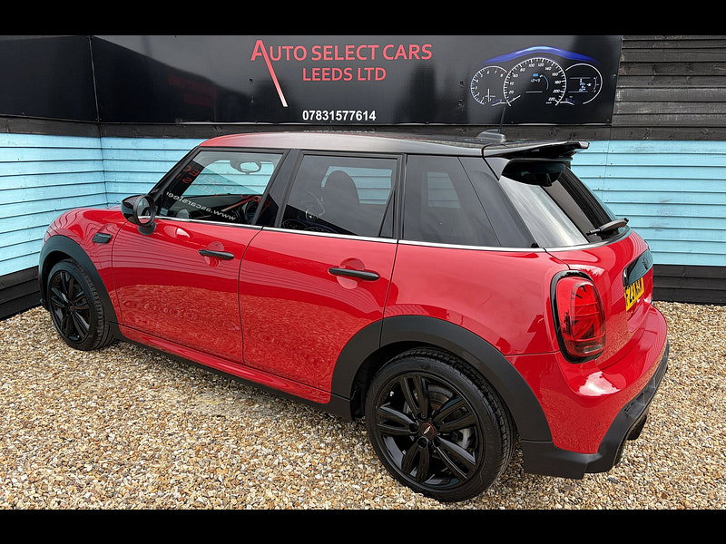 MINI Hatch 1.5 Cooper Sport Hatchback 5dr Petrol Steptronic Euro 6 (s/s) (136 ps) 5dr Automatic 2026