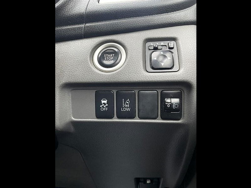 Mitsubishi L200 2.4 DI-D DC Barbarian 4WD Euro 6 4dr 4dr Manual 2025