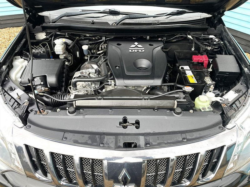 Mitsubishi L200 2.4 DI-D DC Barbarian 4WD Euro 6 4dr 4dr Manual 2025