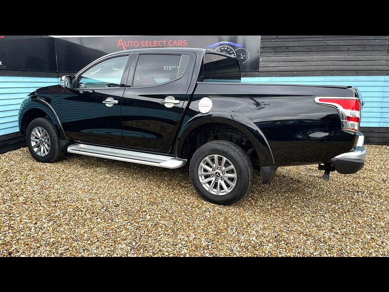 Mitsubishi L200 2.4 DI-D DC Barbarian 4WD Euro 6 4dr 4dr Manual 2025