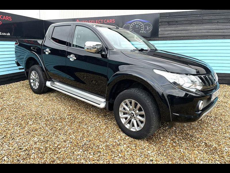 Mitsubishi L200 2.4 DI-D DC Barbarian 4WD Euro 6 4dr 4dr Manual 2025