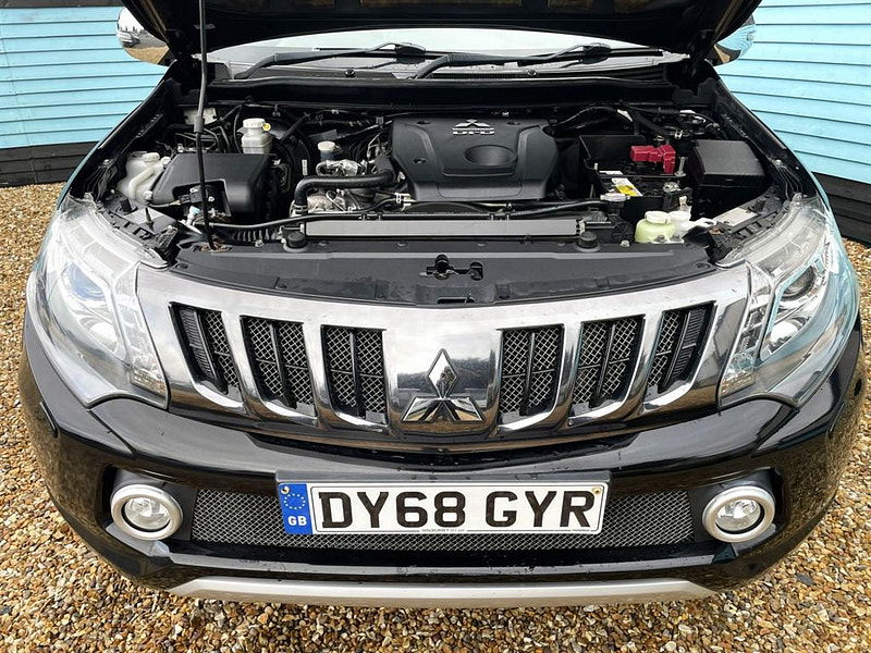 Mitsubishi L200 2.4 DI-D DC Barbarian 4WD Euro 6 4dr 4dr Manual 2025