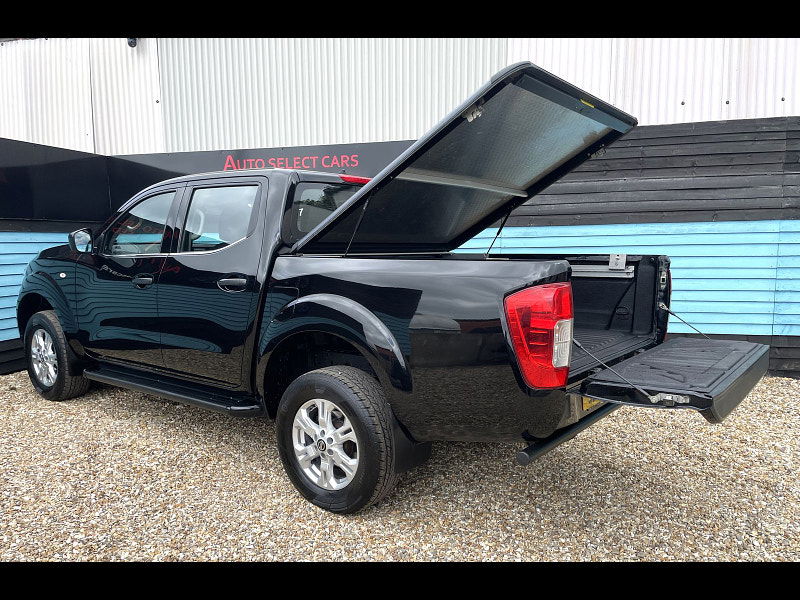 Nissan Navara 2.3 dCi Acenta Pickup Double Cab 4dr Diesel Manual 4WD Euro 6 (s/s) (163 ps) 4dr Manual 2025