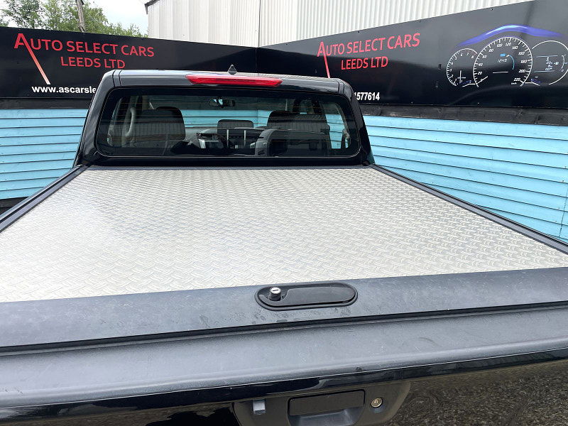 Nissan Navara 2.3 dCi Acenta Pickup Double Cab 4dr Diesel Manual 4WD Euro 6 (s/s) (163 ps) 4dr Manual 2025