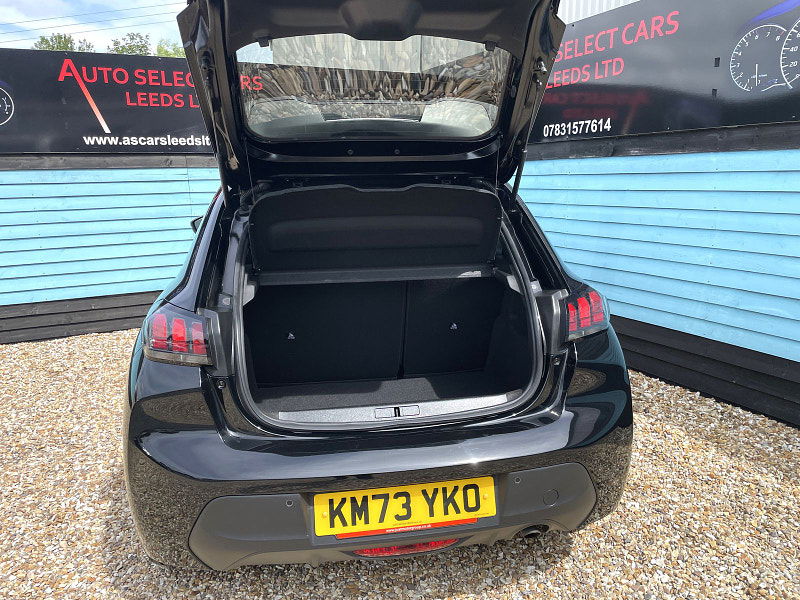 Peugeot 208 1.2 PureTech Active Premium + Hatchback 5dr Petrol EAT Euro 6 (s/s) (100 ps) 5dr Automatic 2025