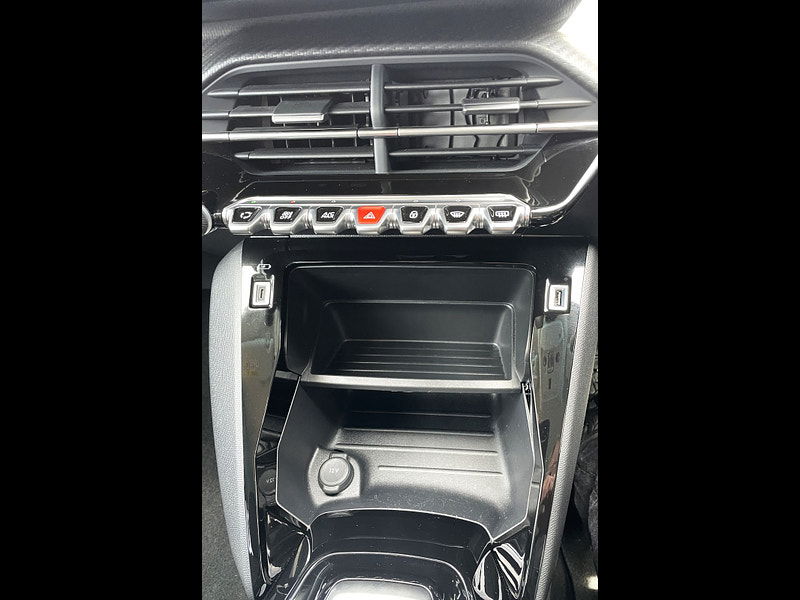 Peugeot 208 1.2 PureTech Active Premium + Hatchback 5dr Petrol EAT Euro 6 (s/s) (100 ps) 5dr Automatic 2025