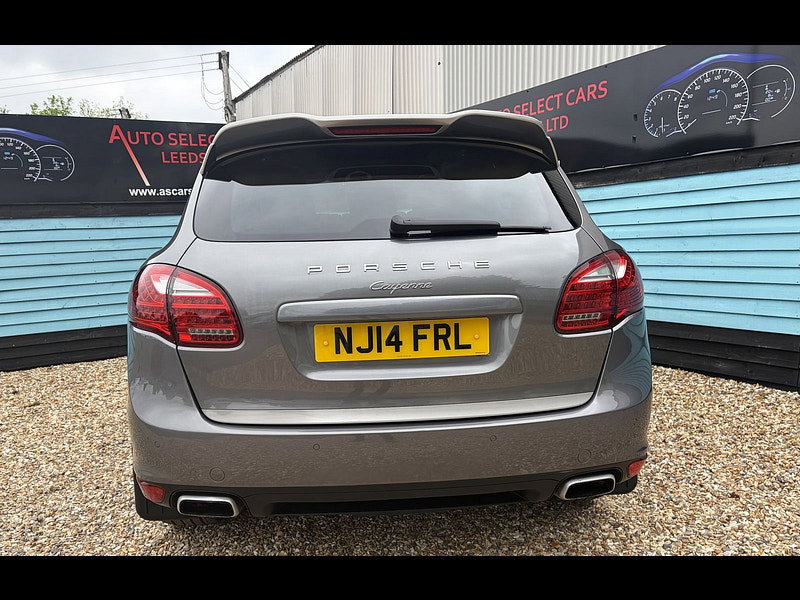 Porsche Cayenne 3.0 TD V6 Platinum Edition SUV 5dr Diesel TiptronicS 4WD Euro 5 (s/s) (245 ps) 5dr Automatic 2026