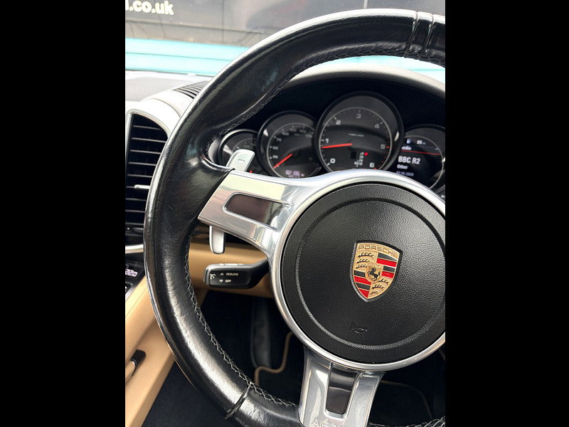 Porsche Cayenne 3.0 TD V6 Platinum Edition SUV 5dr Diesel TiptronicS 4WD Euro 5 (s/s) (245 ps) 5dr Automatic 2026