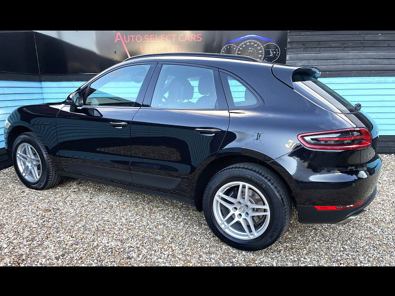Porsche Macan 2.0T SUV 5dr Petrol PDK 4WD Euro 6 (s/s) (237 ps) 5dr Automatic 2025