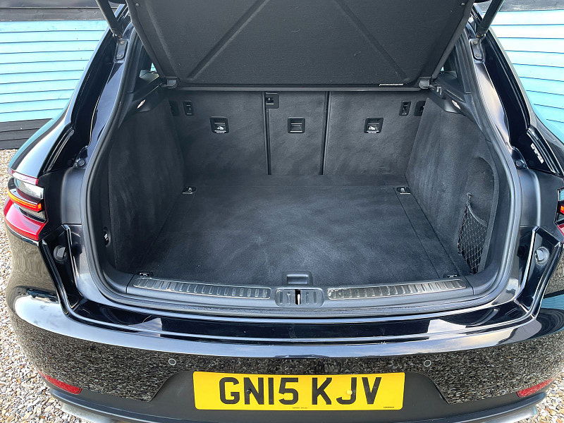 Porsche Macan 2.0T SUV 5dr Petrol PDK 4WD Euro 6 (s/s) (237 ps) 5dr Automatic 2025