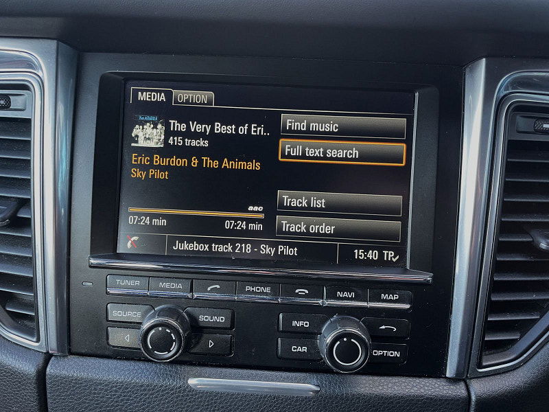 Porsche Macan 2.0T SUV 5dr Petrol PDK 4WD Euro 6 (s/s) (237 ps) 5dr Automatic 2025