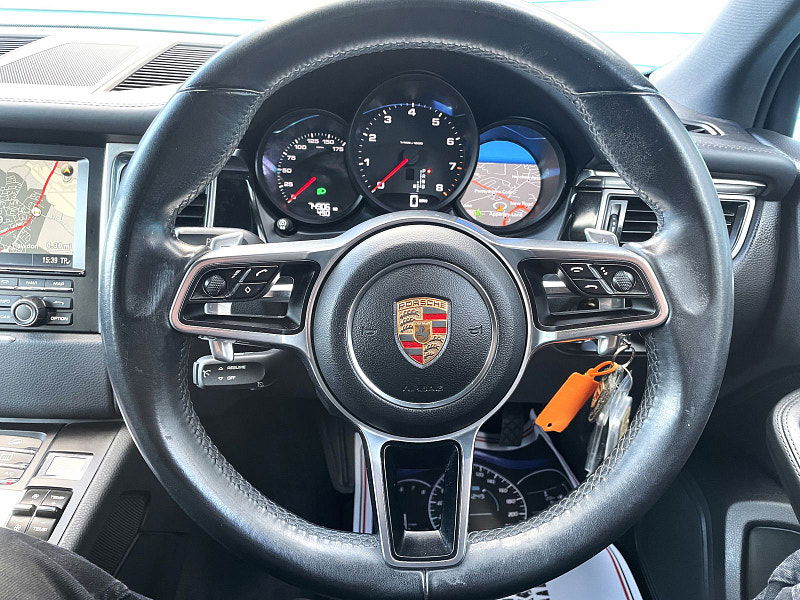 Porsche Macan 2.0T SUV 5dr Petrol PDK 4WD Euro 6 (s/s) (237 ps) 5dr Automatic 2025