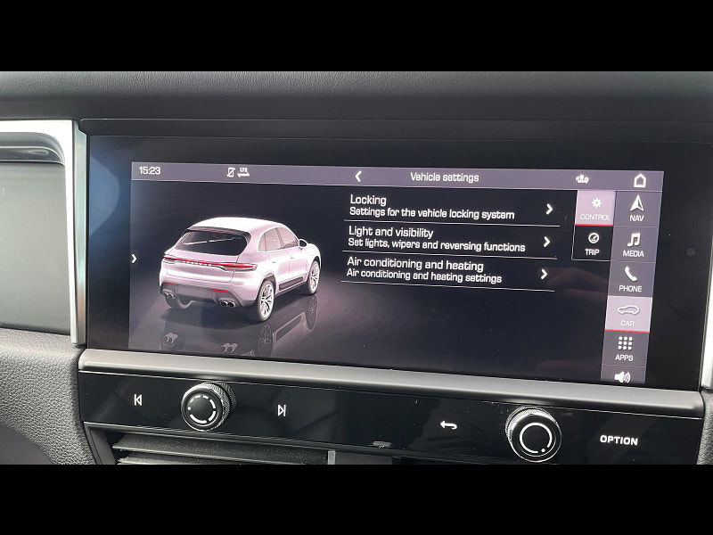 Porsche Macan 2.0T SUV 5dr Petrol PDK 4WD Euro 6 (s/s) (265 ps) 5dr Automatic 2025