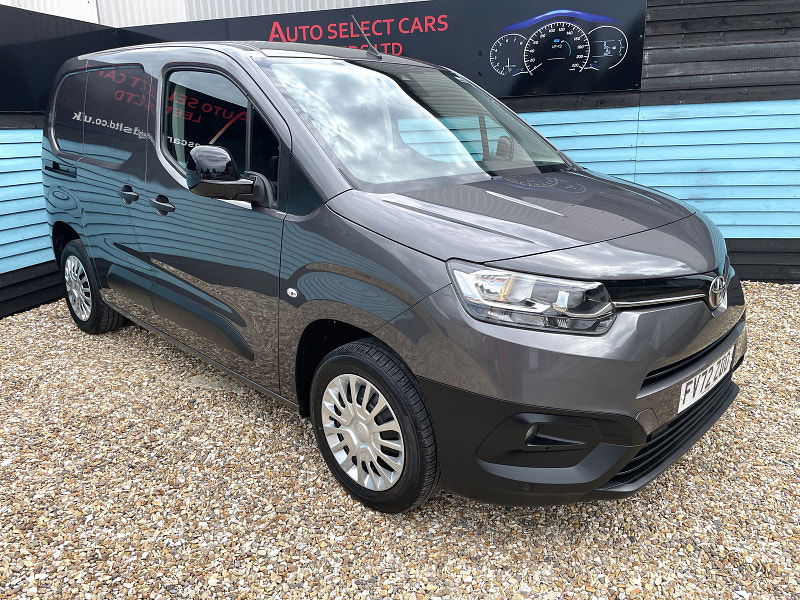 Toyota PROACE CITY 1.5 BlueHDi Icon Short Panel Van 5dr Diesel Manual SWB Euro 6 (s/s) (100 bhp) 5dr Manual 2025