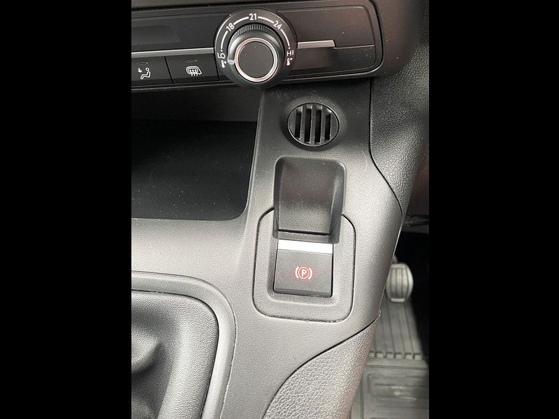Toyota PROACE CITY 1.5 BlueHDi Icon Short Panel Van 5dr Diesel Manual SWB Euro 6 (s/s) (100 bhp) 5dr Manual 2025