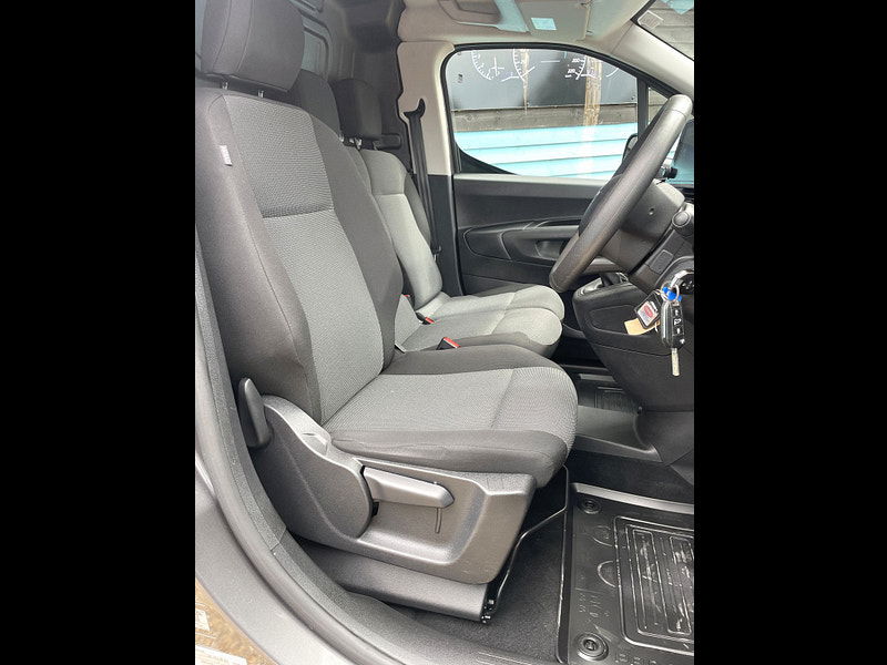 Toyota PROACE CITY 1.5 BlueHDi Icon Short Panel Van 5dr Diesel Manual SWB Euro 6 (s/s) (100 bhp) 5dr Manual 2025