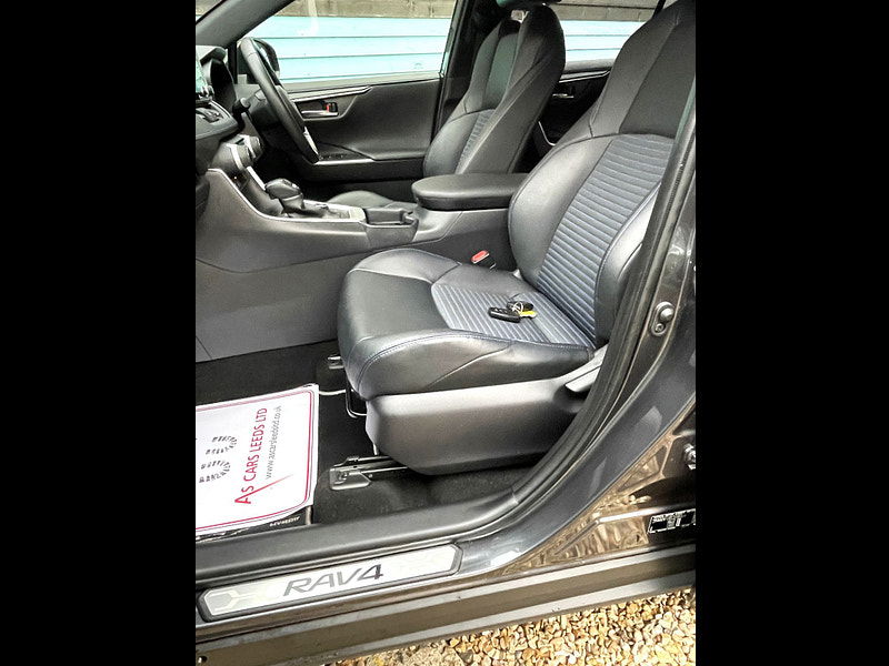 Toyota RAV4 2.5 VVT-h Dynamic SUV 5dr Petrol Hybrid CVT 4WD Euro 6 (s/s) (222 ps) 5dr Automatic 2025