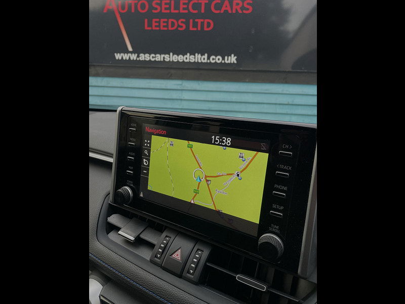 Toyota RAV4 2.5 VVT-h Dynamic SUV 5dr Petrol Hybrid CVT 4WD Euro 6 (s/s) (222 ps) 5dr Automatic 2025