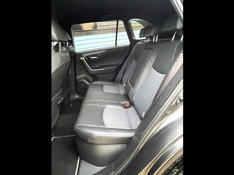 Toyota RAV4 2.5 VVT-h Dynamic SUV 5dr Petrol Hybrid CVT 4WD Euro 6 (s/s) (222 ps) 5dr Automatic 2025