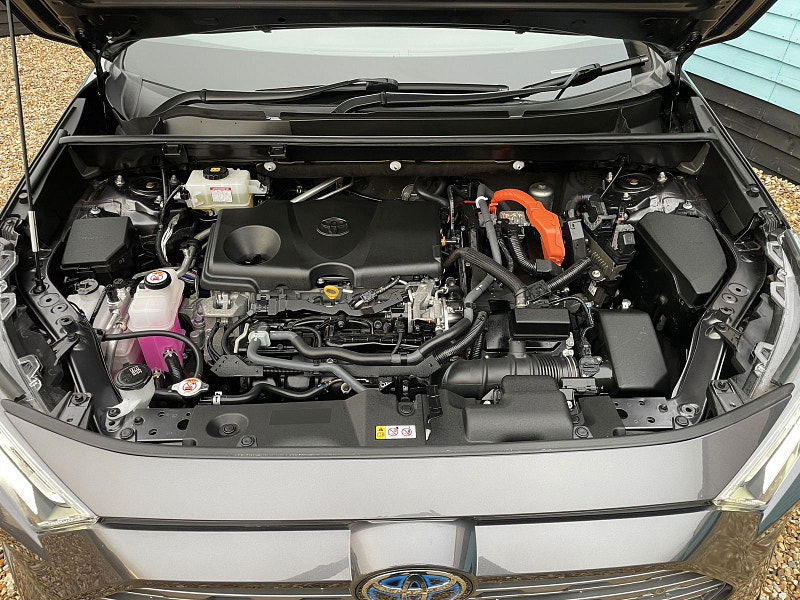 Toyota RAV4 2.5 VVT-h Dynamic SUV 5dr Petrol Hybrid CVT 4WD Euro 6 (s/s) (222 ps) 5dr Automatic 2025