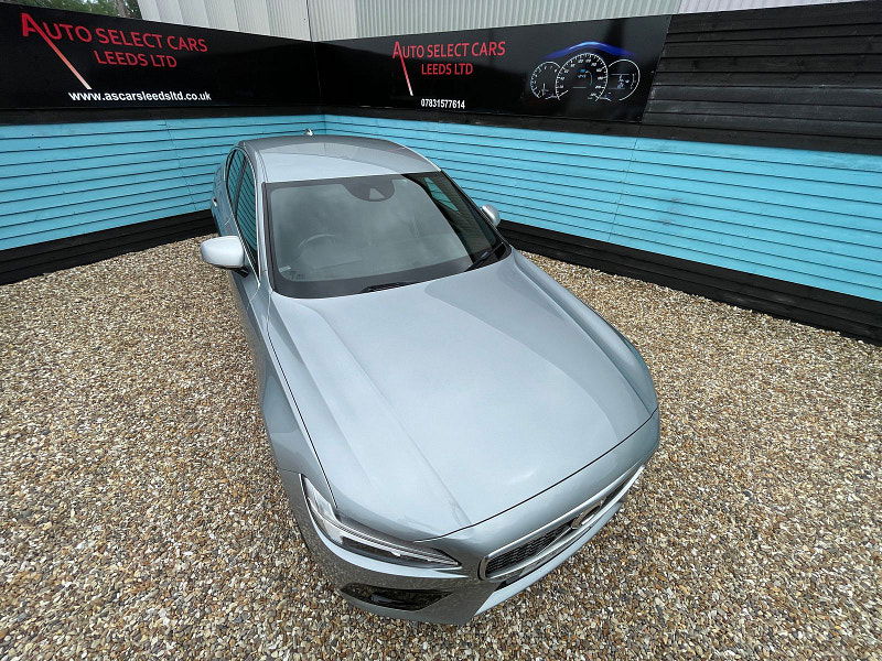 Volvo S90 2.0 D4 R-Design Saloon 4dr Diesel Auto Euro 6 (s/s) (190 ps) 4dr Automatic 2025