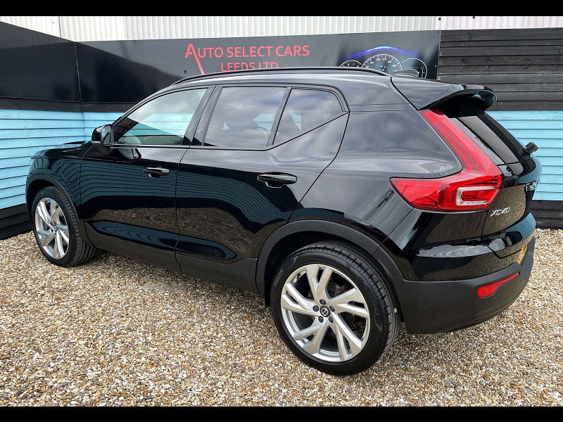 Volvo XC40 1.5h T5 Twin Engine Recharge 10.7kWh R-Design Pro SUV 5dr Petrol Plug-in Hybrid Auto Euro 6 (s/s) (262 ps) 5dr Automatic 2025