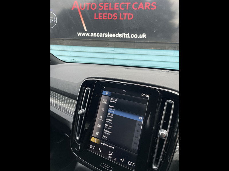 Volvo XC40 1.5h T5 Twin Engine Recharge 10.7kWh R-Design Pro SUV 5dr Petrol Plug-in Hybrid Auto Euro 6 (s/s) (262 ps) 5dr Automatic 2025