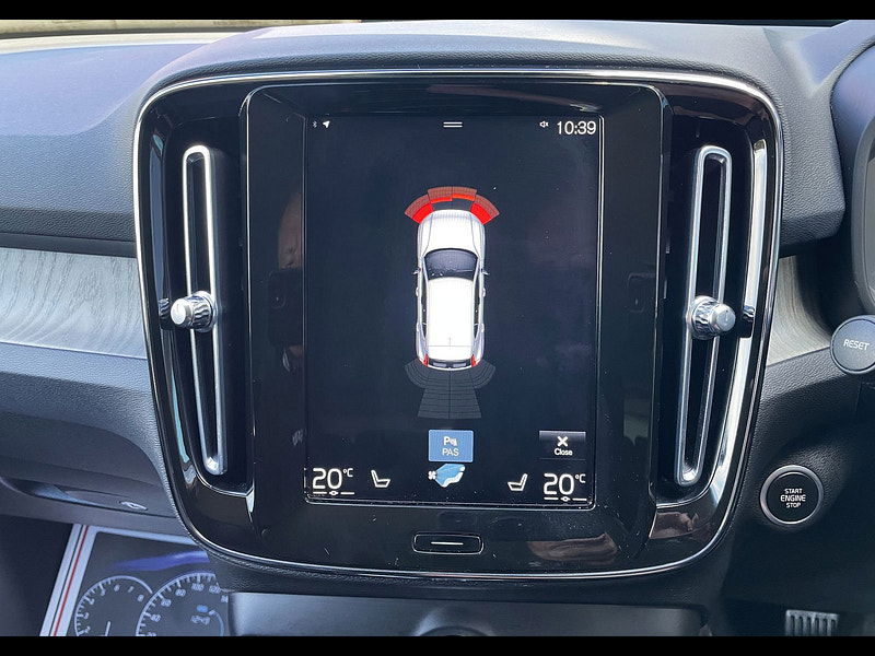 Volvo XC40 2.0 B4 MHEV Inscription Pro SUV 5dr Petrol Hybrid Auto Euro 6 (s/s) (197 ps) 5dr Automatic 2025