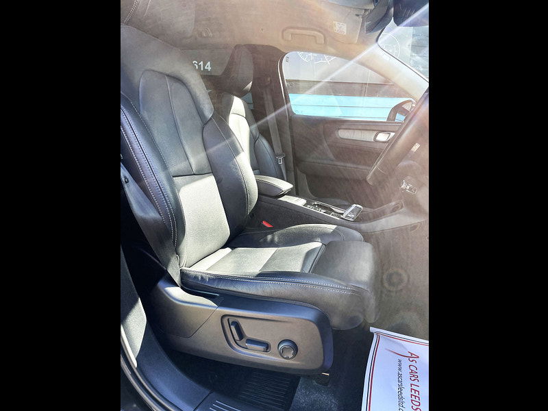 Volvo XC40 2.0 B4 MHEV Inscription Pro SUV 5dr Petrol Hybrid Auto Euro 6 (s/s) (197 ps) 5dr Automatic 2025