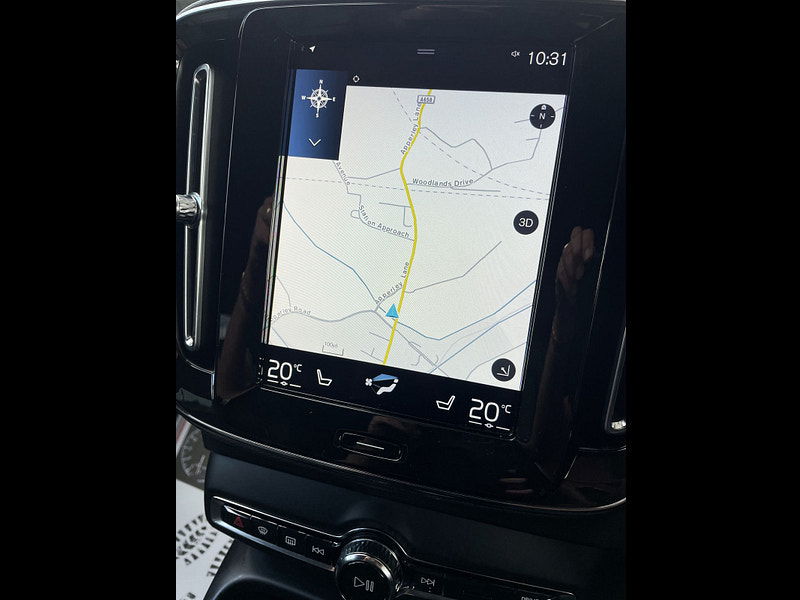 Volvo XC40 2.0 B4 MHEV Inscription Pro SUV 5dr Petrol Hybrid Auto Euro 6 (s/s) (197 ps) 5dr Automatic 2025