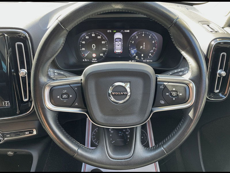 Volvo XC40 2.0 B4 MHEV Inscription Pro SUV 5dr Petrol Hybrid Auto Euro 6 (s/s) (197 ps) 5dr Automatic 2025
