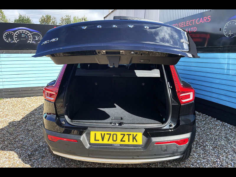 Volvo XC40 2.0 B4 MHEV Inscription Pro SUV 5dr Petrol Hybrid Auto Euro 6 (s/s) (197 ps) 5dr Automatic 2025
