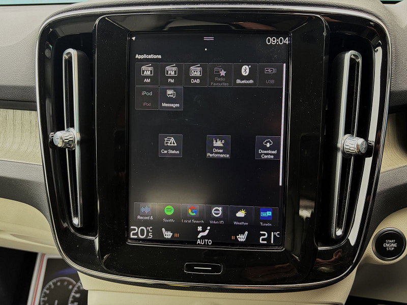 Volvo XC40 2.0 T4 Inscription Pro SUV 5dr Petrol Auto AWD Euro 6 (s/s) (190 ps) 5dr Automatic 2026