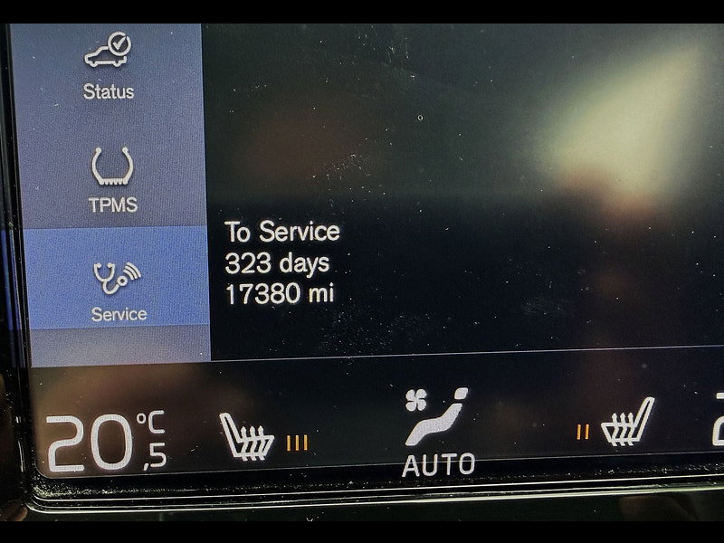 Volvo XC40 2.0 T4 Inscription Pro SUV 5dr Petrol Auto AWD Euro 6 (s/s) (190 ps) 5dr Automatic 2026