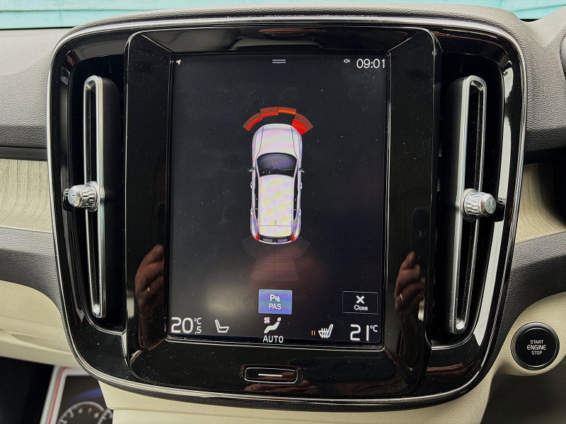 Volvo XC40 2.0 T4 Inscription Pro SUV 5dr Petrol Auto AWD Euro 6 (s/s) (190 ps) 5dr Automatic 2026