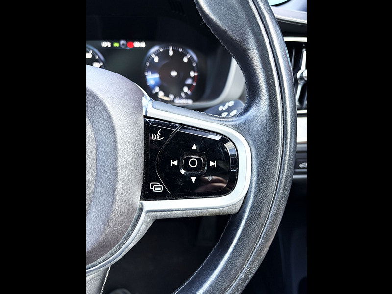 Volvo XC60 2.0 D4 Inscription Pro SUV 5dr Diesel Manual AWD Euro 6 (s/s) (190 ps) 5dr Manual 2026