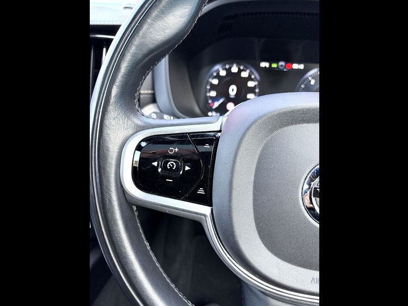 Volvo XC60 2.0 D4 Inscription Pro SUV 5dr Diesel Manual AWD Euro 6 (s/s) (190 ps) 5dr Manual 2026